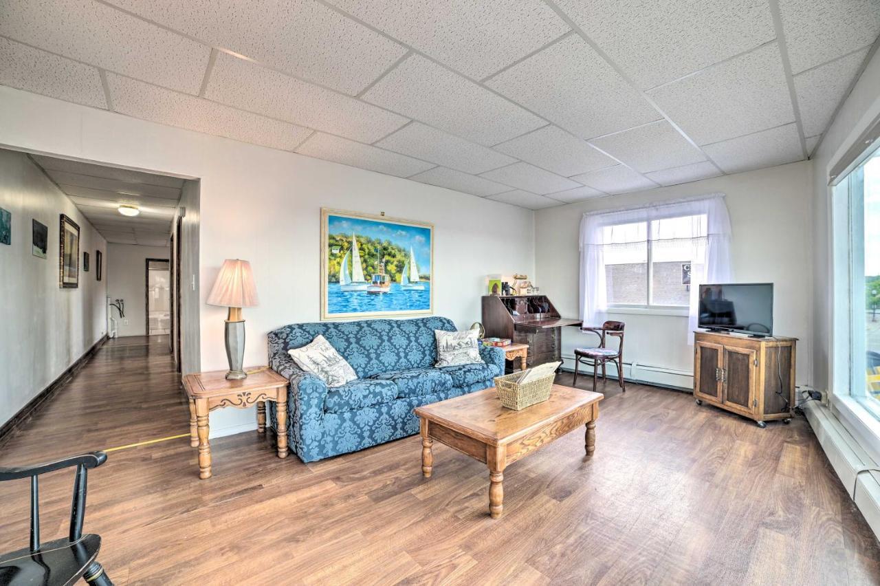 Walkable St Ignace Condo With Lake Huron Views Saint Ignace Exterior photo