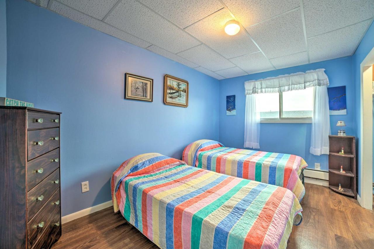 Walkable St Ignace Condo With Lake Huron Views Saint Ignace Exterior photo